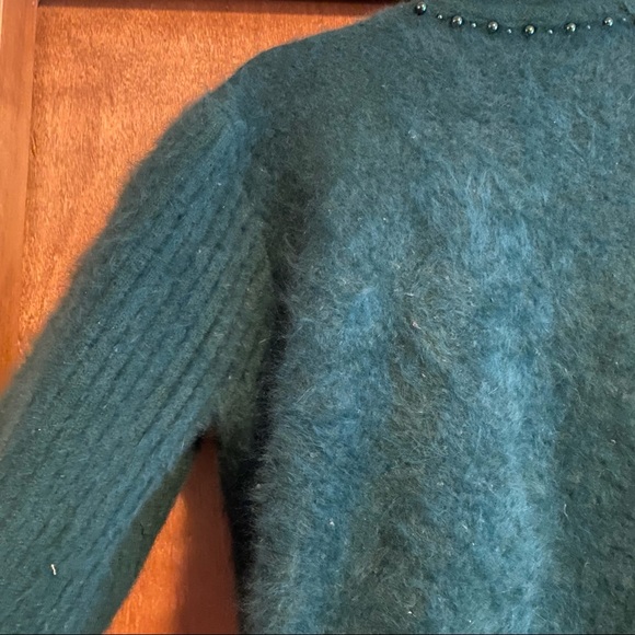 Vintage Angora Kelly Green Sweater, Size Large - Picture 5 of 6